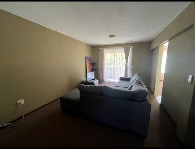 2 BEDROOM APARTMENT FOR SALE IN WILROPARK